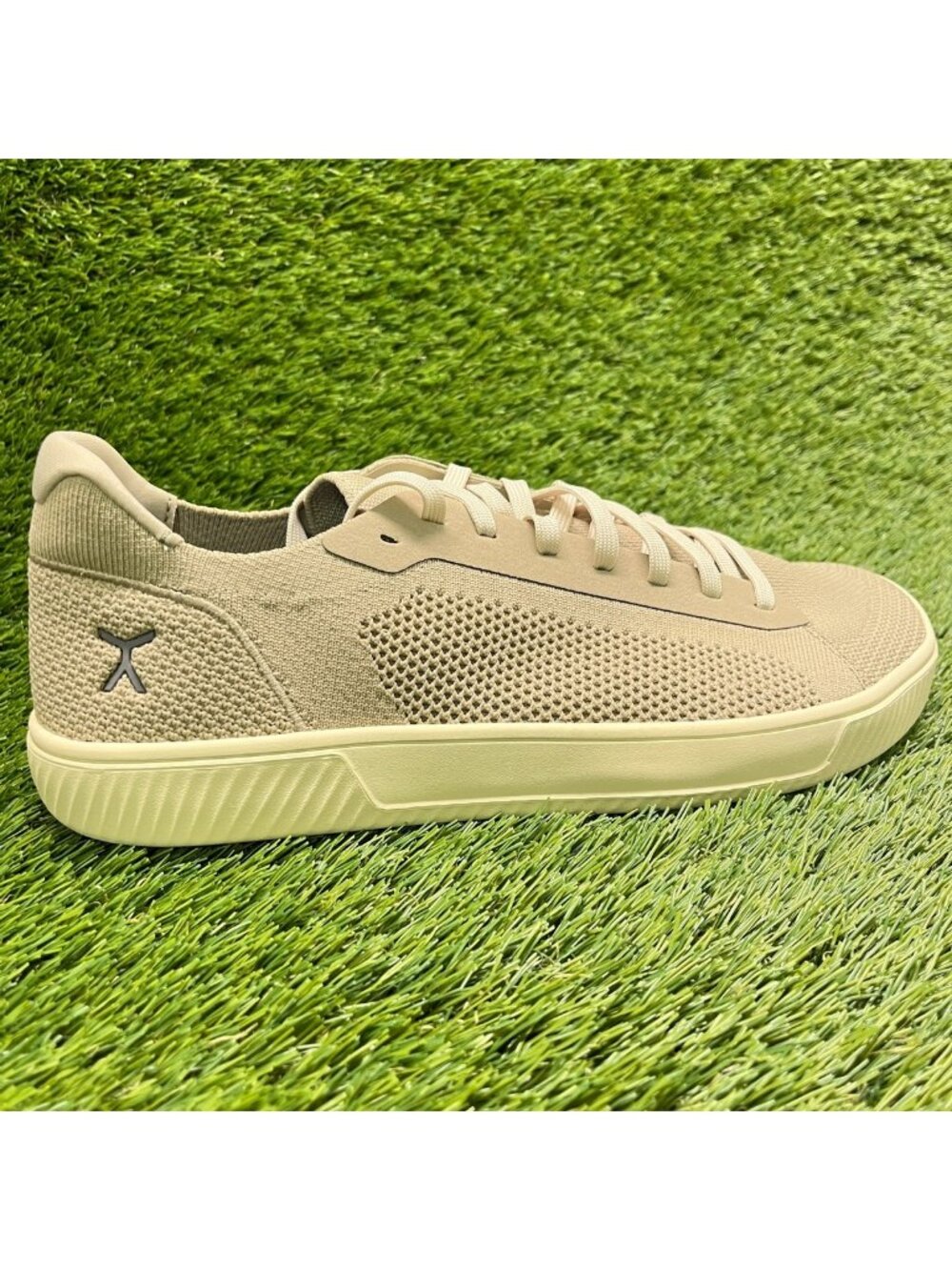 Flux Footwear Adapt Trainer Dune Mens Size 12 Athletic Knit Shoes Sneakers